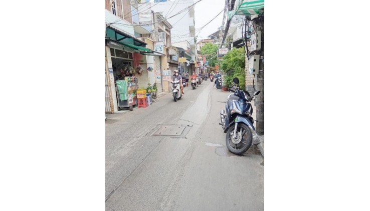 Mặt tiền hẻm 258 Dương Bá Trạc 5.2x25 140m2 đúc 3 tầng chỉ 16 tỷ 5